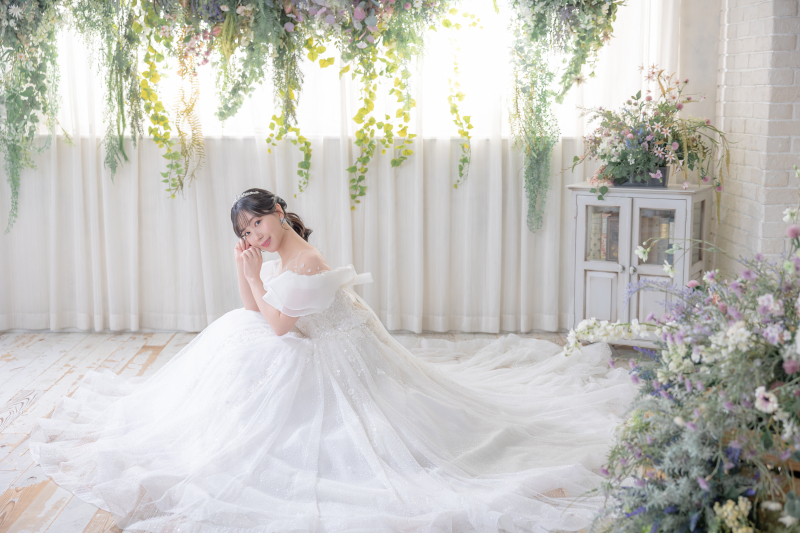 【ソロウエディングフォト】KIYOKO HATA&times;リトル・マーサ 代官山＊スタジオプラン ＊3着どのドレスを選んでもプラン内！
