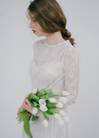 新作衣装コレクション〈Sofia〉