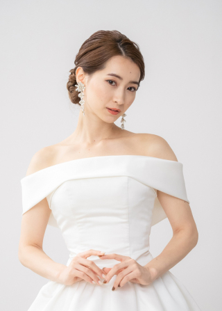 オフショルダー