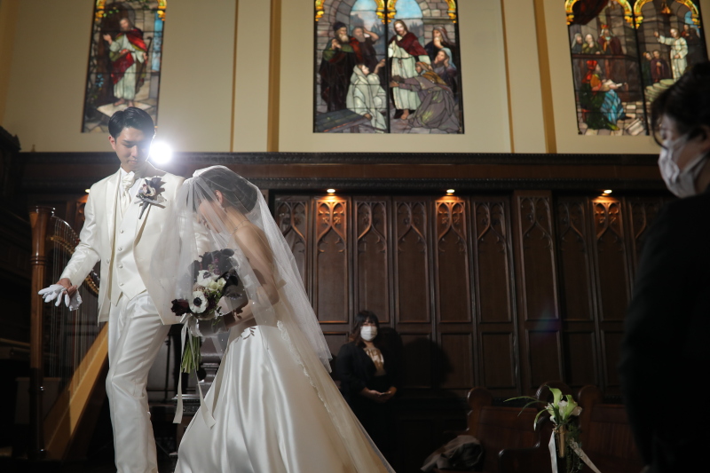 お父様からご新郎様へ引き継いで