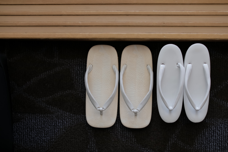 8:00 撮影はお支度から!