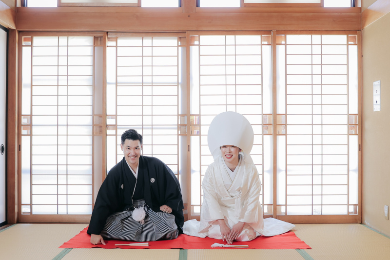 お支度部屋での正座ショット