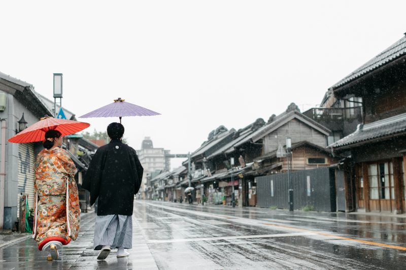 川越の街並みの中で