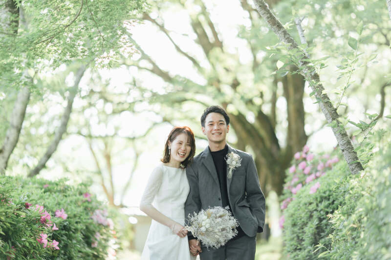 【9月末までの撮影限定】基本料50%OFFキャンペーン|洋装ロケ+洋装スタジオ(衣装+新婦ヘアメイク+全データ)