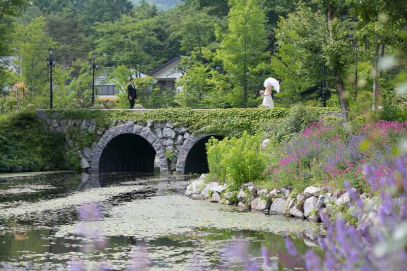 【軽井沢フォトウェディング】ロケーションフォト(全データ込み)|澄んだ空気と緑豊かな自然が彩る軽井沢リゾートを楽しみながら撮影
