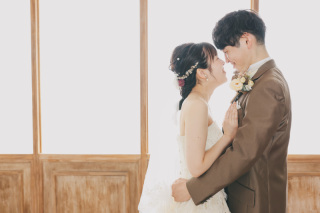 おしゃれなスタジオで◆インポートドレスフォト【データとアルバムのセットプラン】