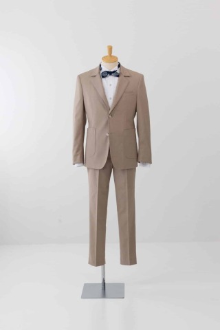 ライトベージュ