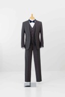 チャコールグレー