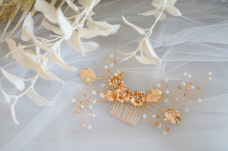 ヘッドアクセサリー