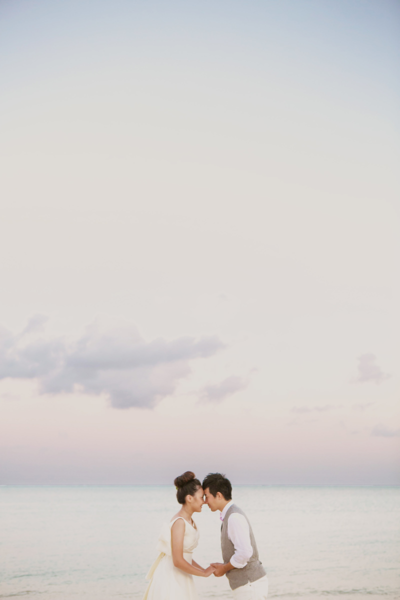 昼間とは違った...