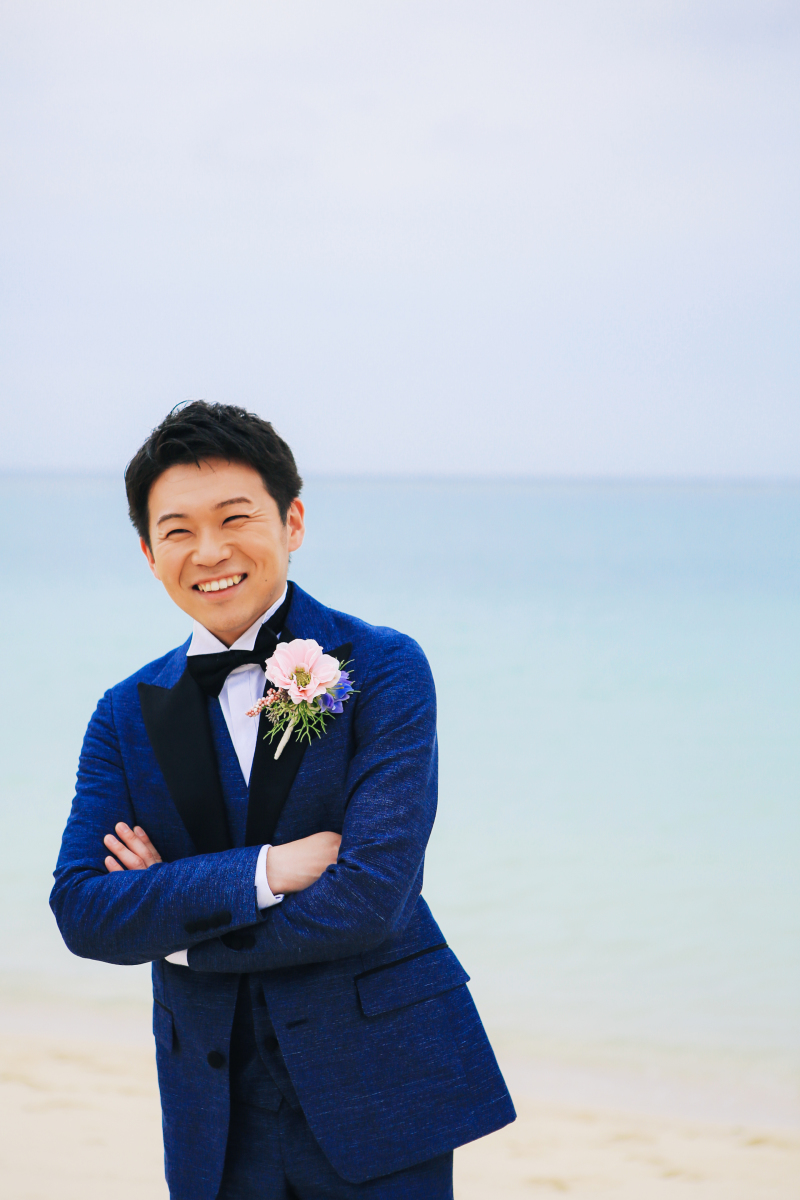 嬉しそうな新郎様