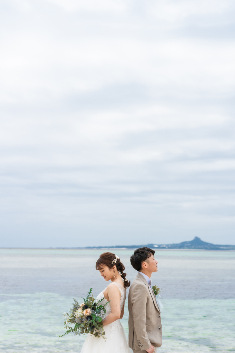 広がる沖縄の青