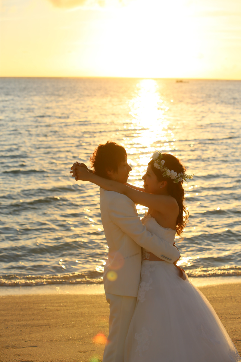 夕日をバックに