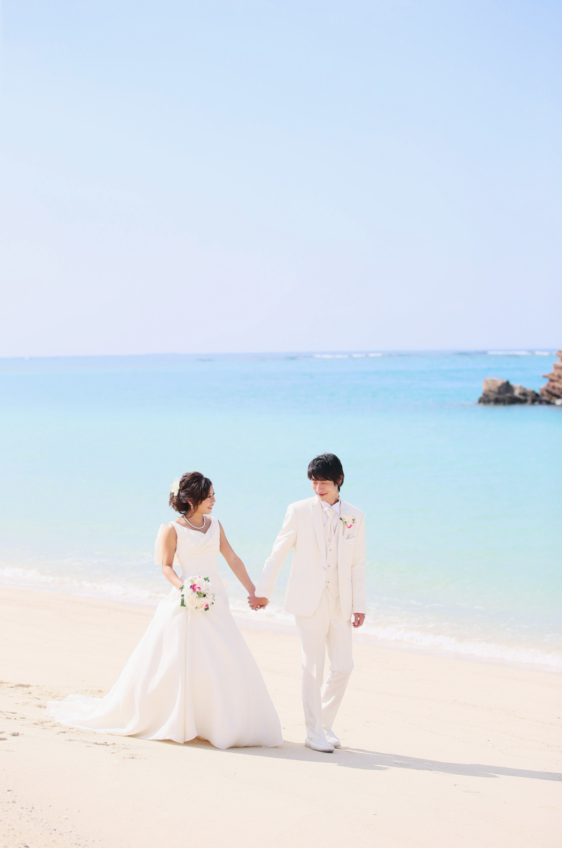 穏やかにビーチをお散歩