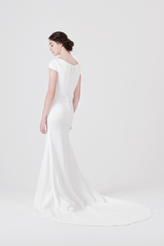 新作ドレスセレクト