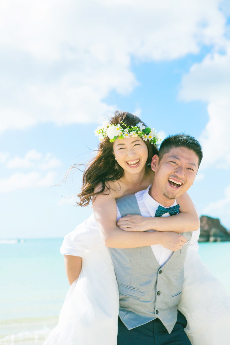 おんぶも人気の撮影ポーズです