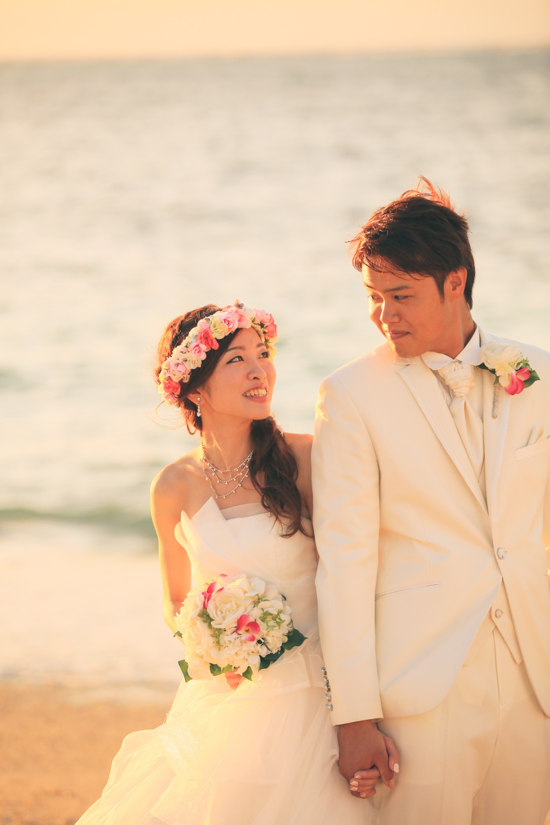 爽やかな見つめ合いショット