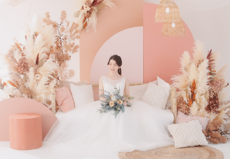 【スタジオプラン】衣装・ヘアメイク・撮影すべて込み。天候に左右されないスタジオで思い出の一枚を残せる安心プラン