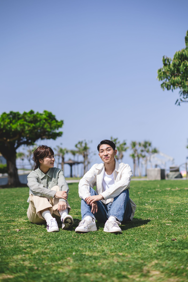 【洋装+私服撮影プラン】ビーチでドレス撮影の後に沖縄の海で私服撮影もお楽しみいただけます*データ230カット*