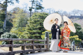 梅が咲く玄宮園で前撮影♪