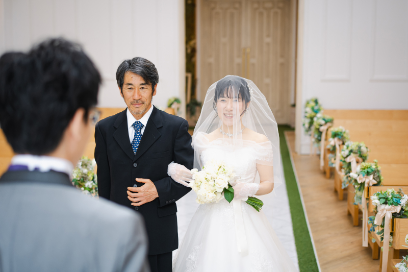 少し緊張しながらも