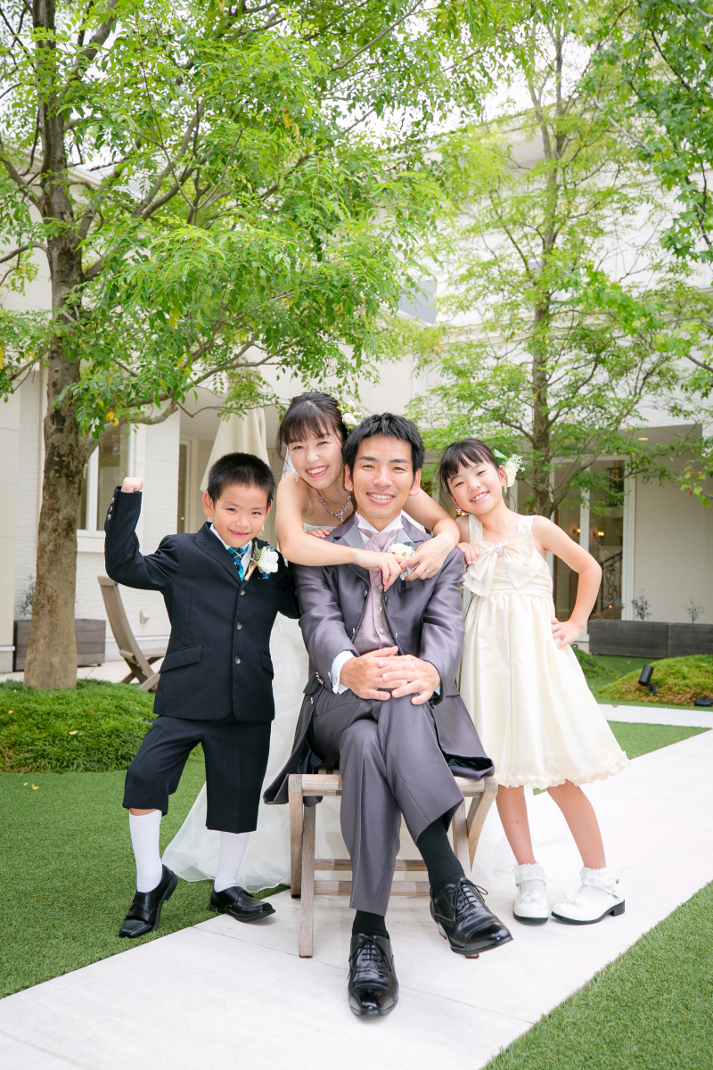 元気いっぱいの家族写真！