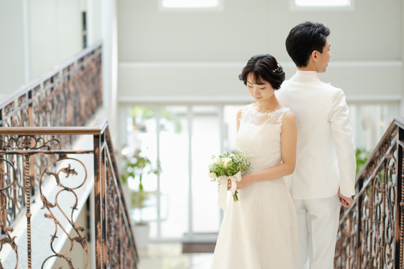 ウェディング・カラードレス　両館を使用した撮影です♪