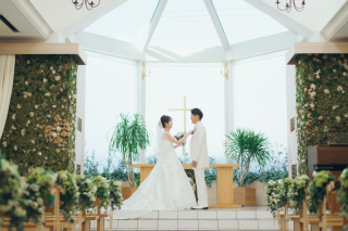 【先着5組】洋装チャペル＆ガーデン《約5万円相当の予約特典付きの夏プラン》暑さの心配ゼロ◎好評につきお問い合わせはお早めに！