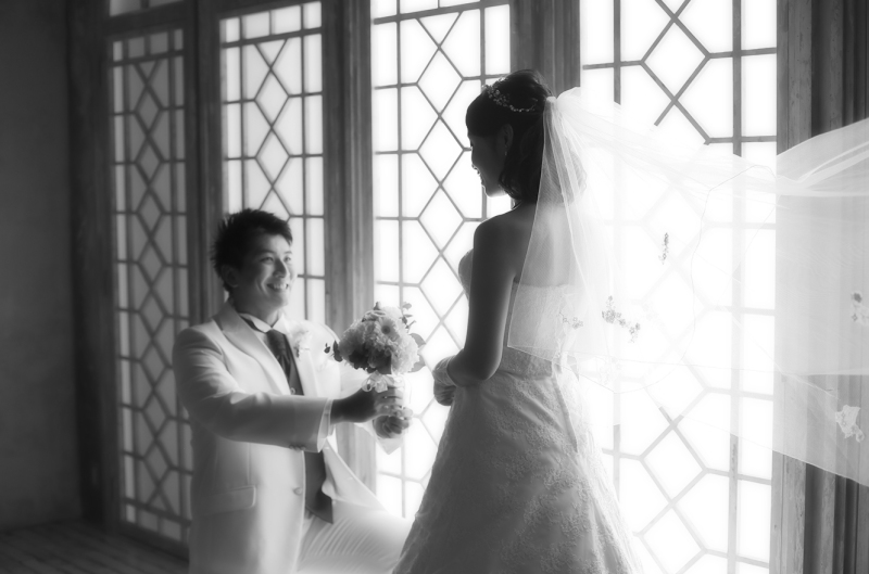 モノクロカット