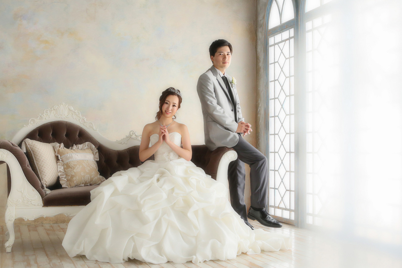 ソファに座ってクラシカルに