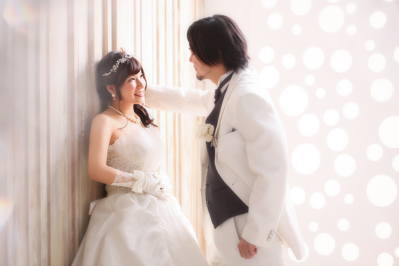 壁ドン・・♡！