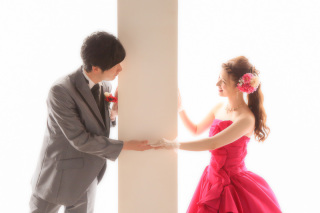 カラードレスでロマンティックに