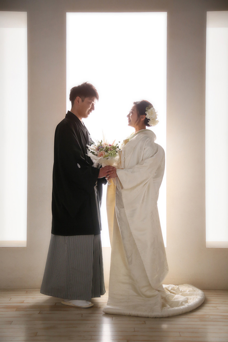 見つめ合って…