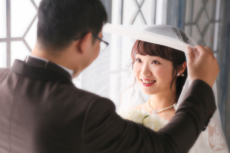 ベールアップの瞬間を