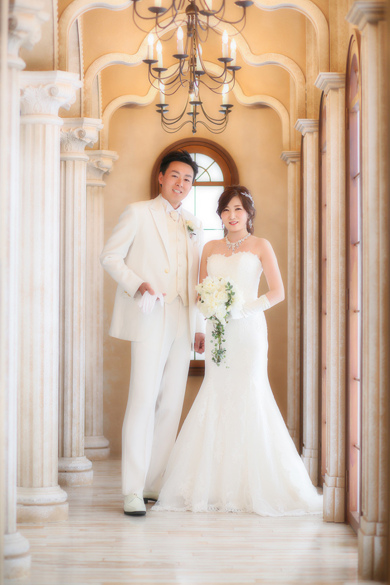 洋装がとってもお似合いの二人