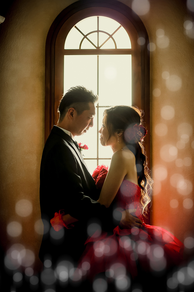 みつめあって…