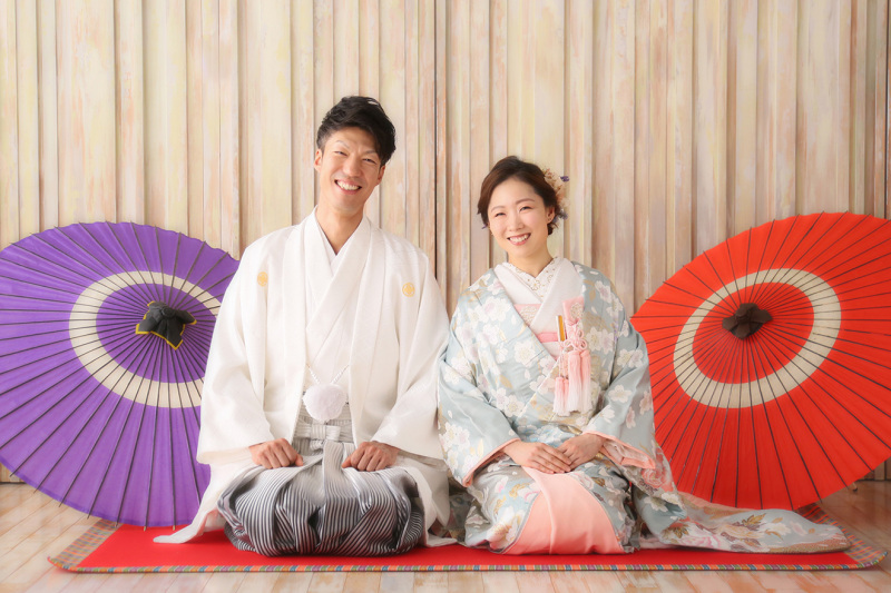 にこやかな笑顔で