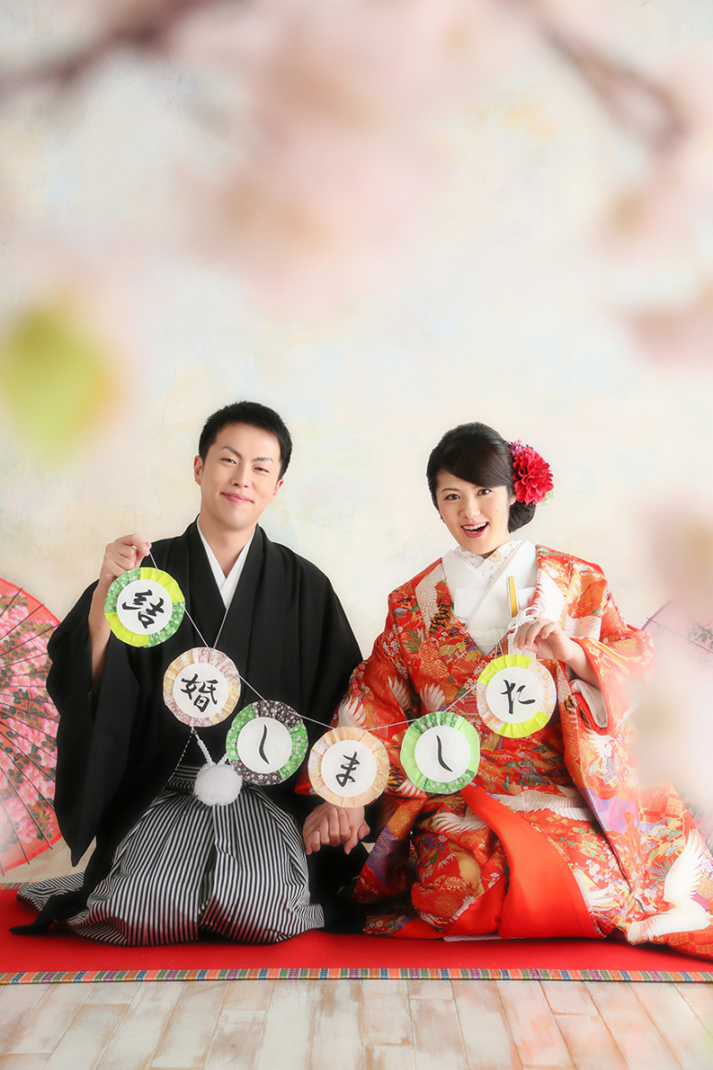 正座のポーズで…