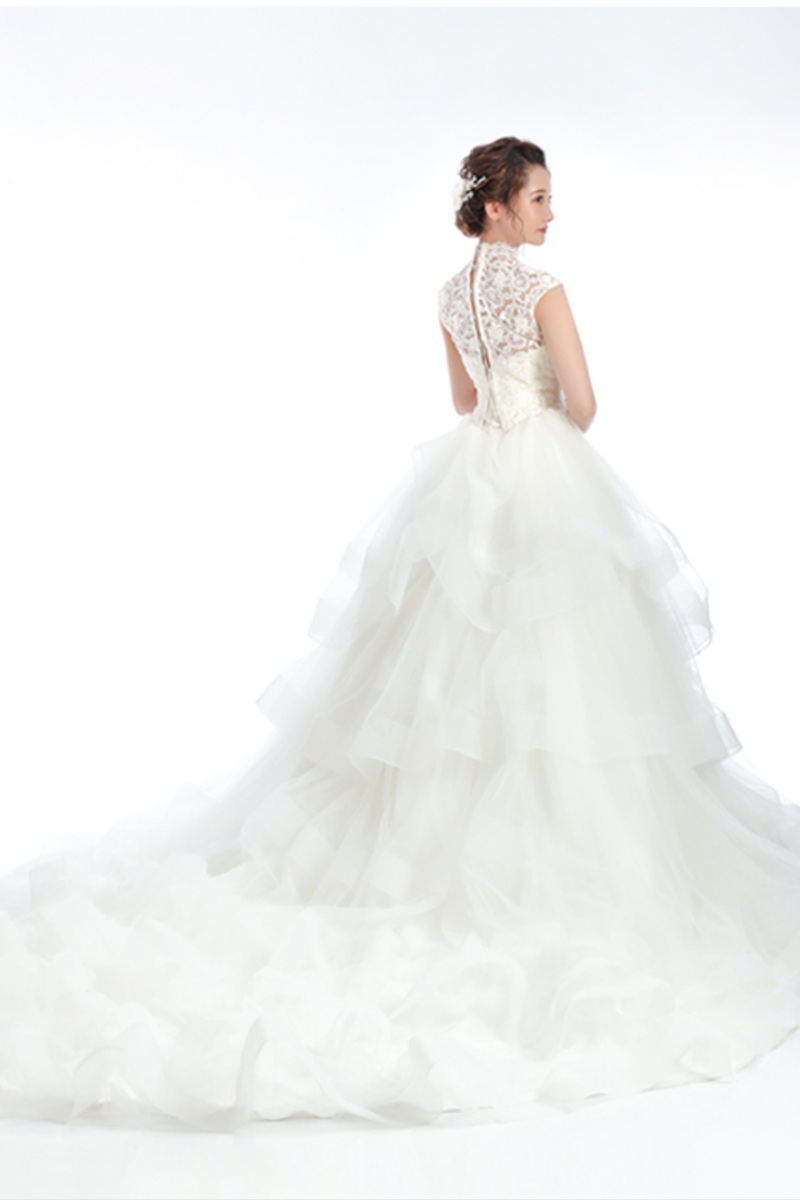 らかんスタジオ仙台東店_ウエディングドレスが豊富