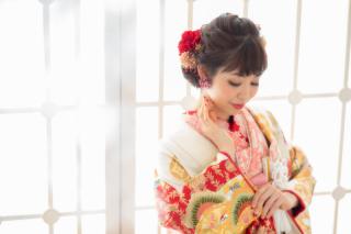 伝統的なデザインから流行の色合いまで豊富な取り揃え