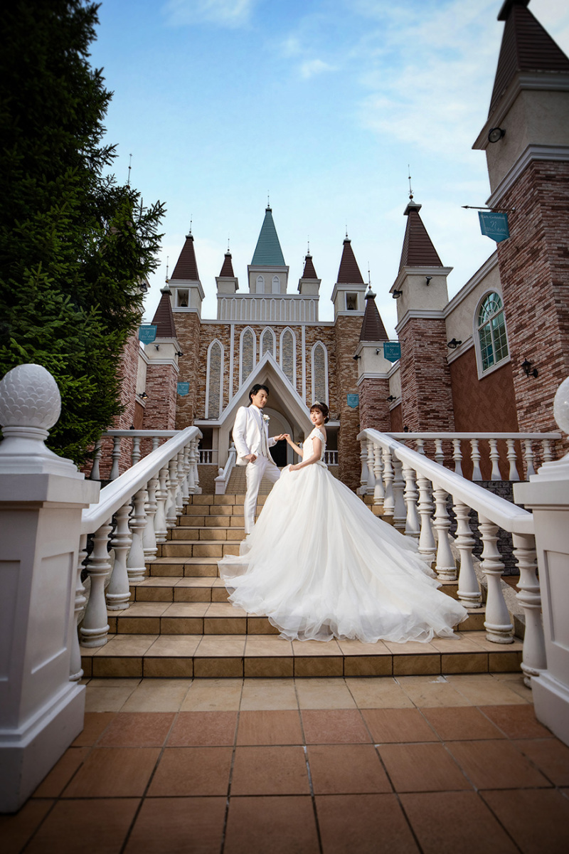 【チャペルフォト】好きな衣装1着で神聖で美しいチャペルで撮影♬(撮影全データ50カット付)