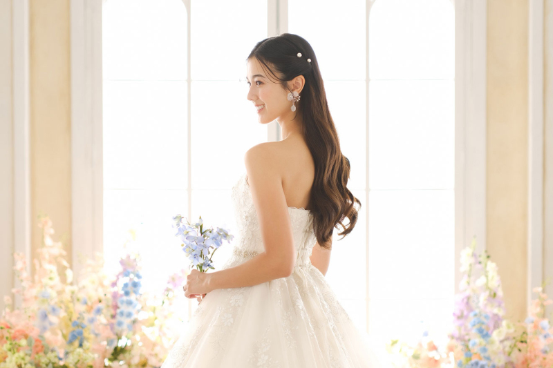 【春限定！】フラワーブースで和洋装2着で撮影◆美肌修整付全データ100カット・スマホデータ1カット・ウェルカムボード付