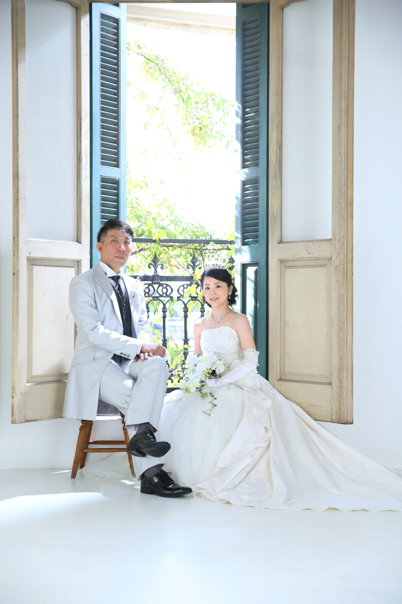 わんちゃんに見守られながらの2ショット♡