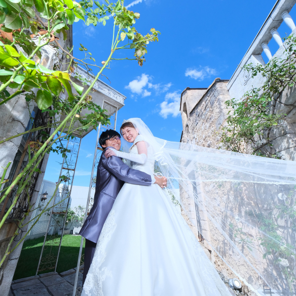 ウエディングドレス縦抱っこ