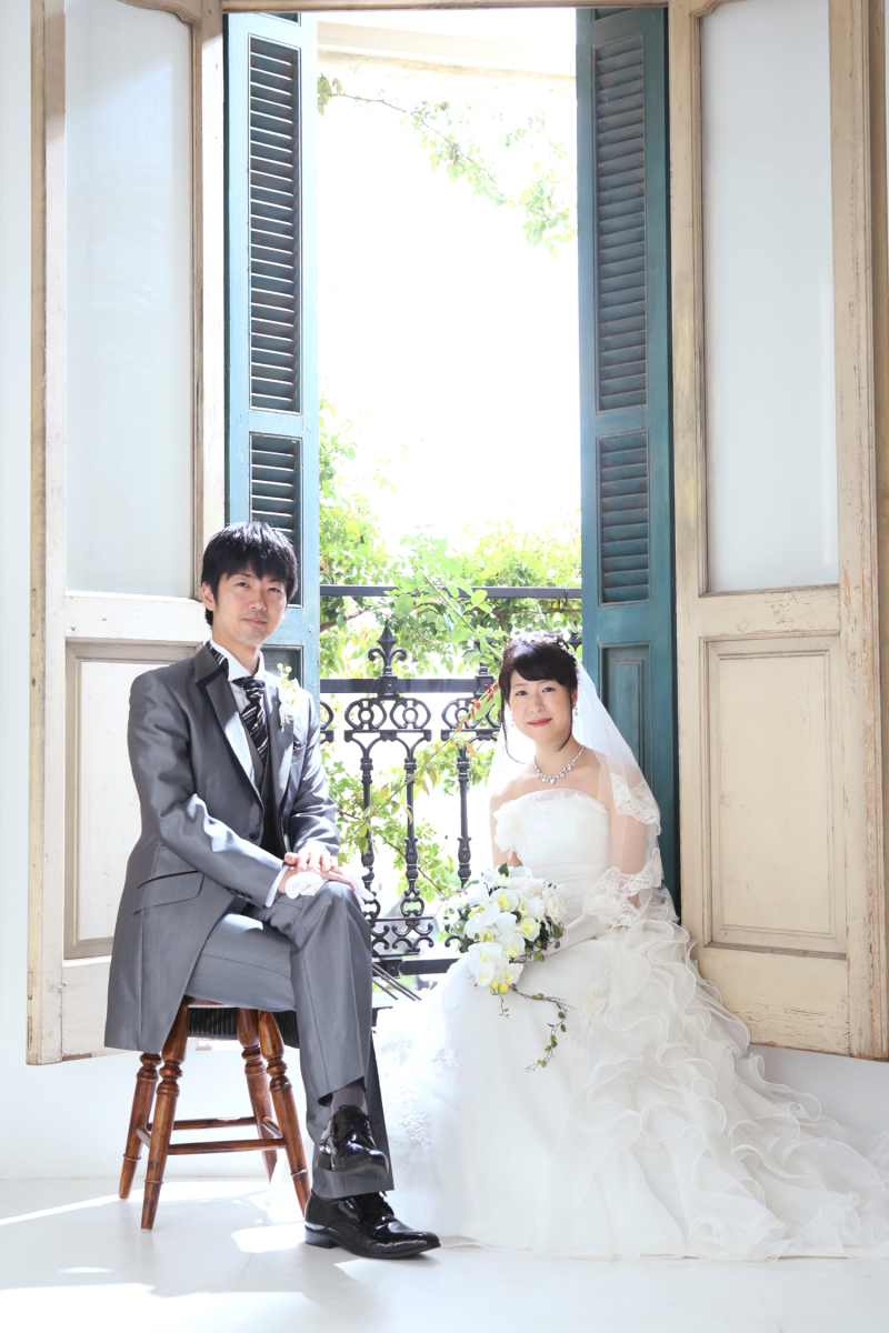 窓辺のおふたり