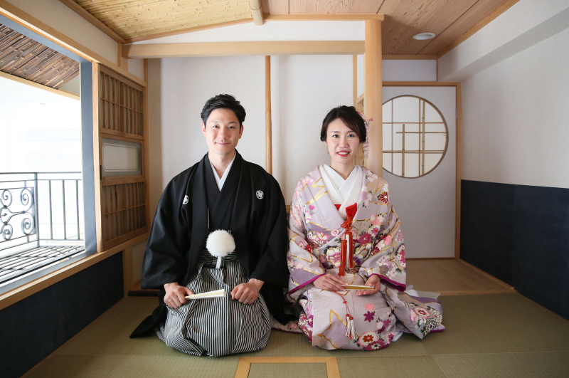 2F和室での正座シーン＊