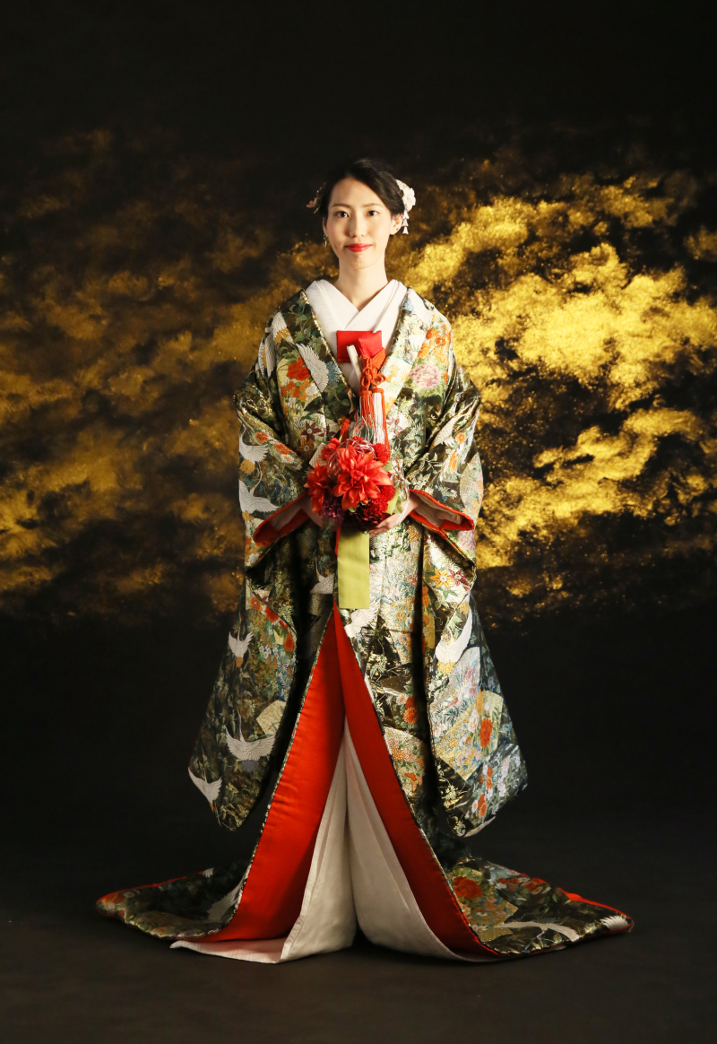 ＊総刺繍の豪華な打掛＊