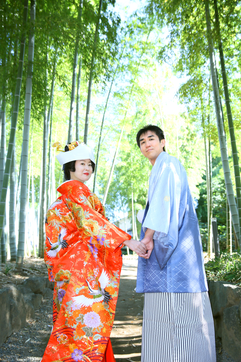 色打掛ロケ／青々とした竹林を背景にして♪