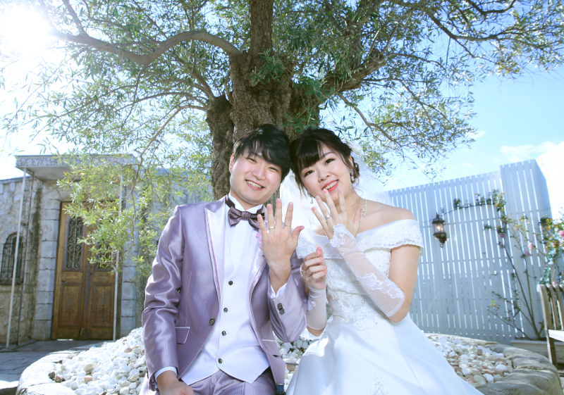 お二人での指輪披露ショット