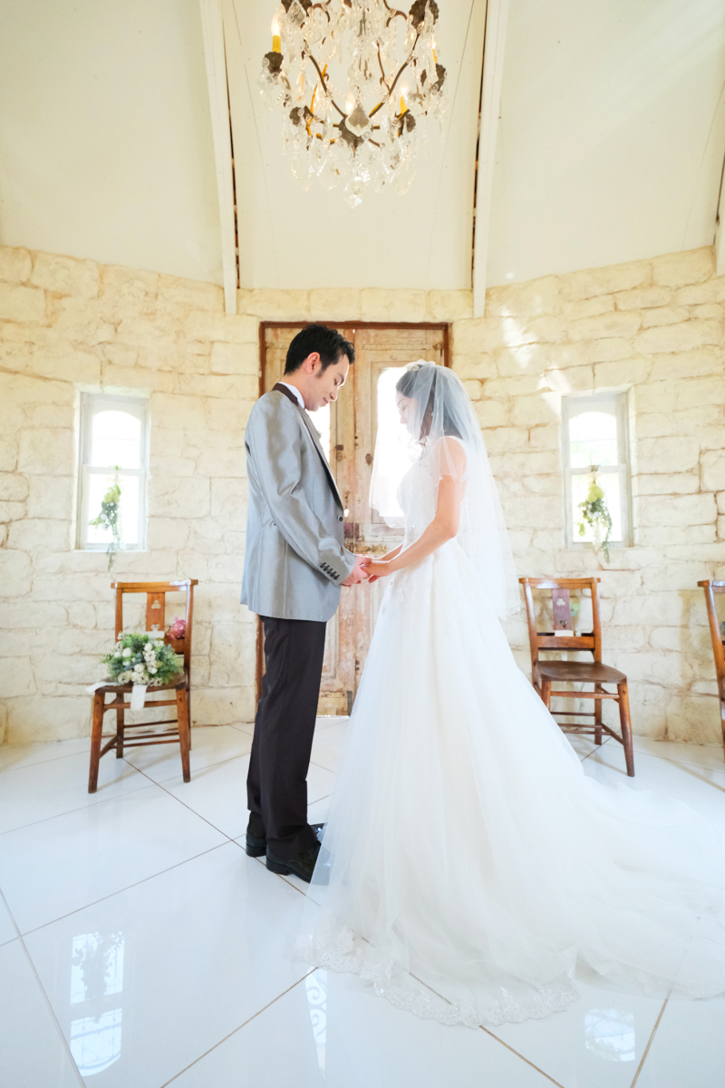 チャペル内での誓いのシーン